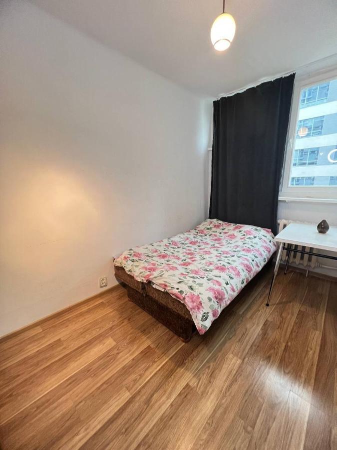 Apartament In Rondo Onz Dnf